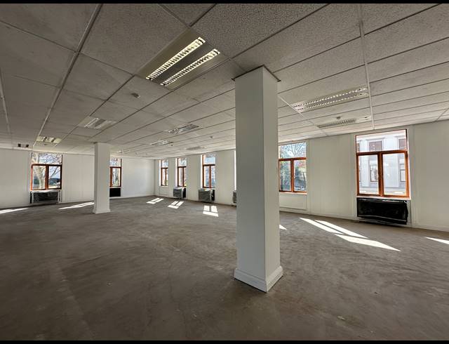 684M² OFFICE TO LET IN SANDTON CENTRAL